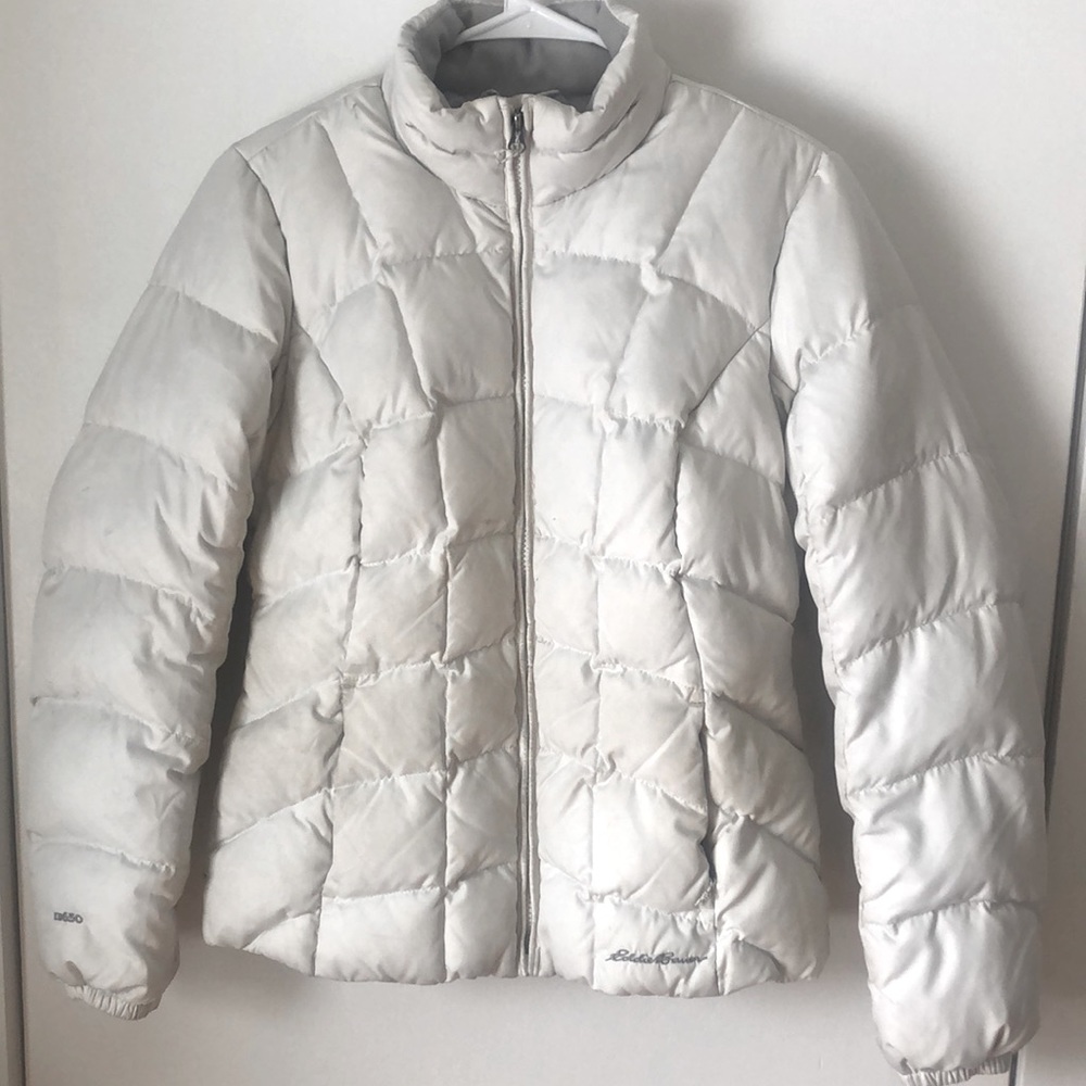 WHITE PUFFER COAT!